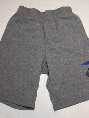 Boys 3 Brands Medium Gray Logo Gym Athletic Shorts (10-12) Classic Casual